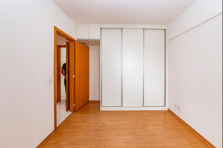 Apartamento para alugar com 86m², 3 quartos e 2 vagas Apartamento para alugar com 86m², 3 quartos e 2 vagasSuíte