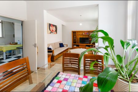 Apartamento à venda com 110m², 3 quartos e 1 vaga Apartamento à venda com 110m², 3 quartos e 1 vagaSala