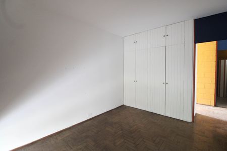 Quarto 2 de casa à venda com 3 quartos, 300m² em Cidade Jardim, São Paulo