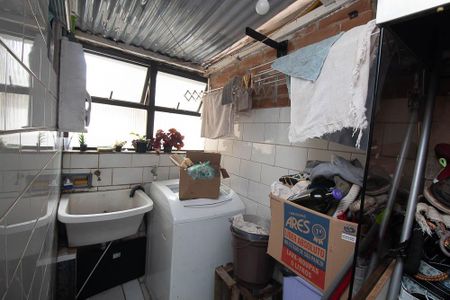 Apartamento para alugar com 107m², 2 quartos e 1 vagaCozinha e Área de Serviço