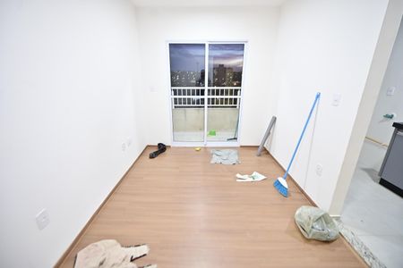 Sala de apartamento para alugar com 2 quartos, 45m² em Jardim Novo Mundo, Goiânia