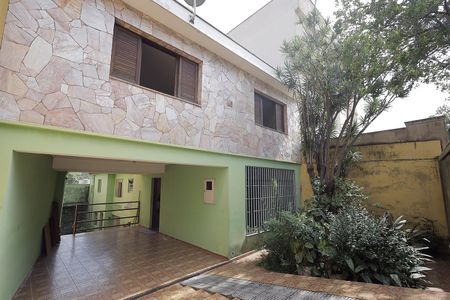 Casa à venda com 193m², 3 quartos e 2 vagasFachada