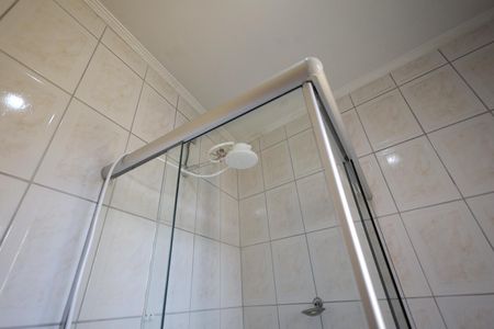 Casa à venda com 193m², 3 quartos e 2 vagasBanheiro 2