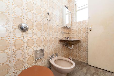 Apartamento à venda com 146m², 4 quartos e 1 vaga Apartamento à venda com 146m², 4 quartos e 1 vagaBANHEIRO1