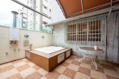 Apartamento à venda com 146m², 4 quartos e 1 vaga Apartamento à venda com 146m², 4 quartos e 1 vagaAREA PRIVATIVA