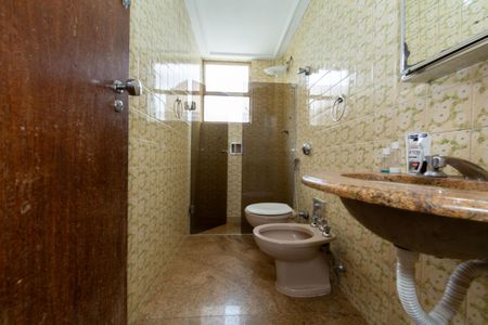 Apartamento à venda com 146m², 4 quartos e 1 vaga Apartamento à venda com 146m², 4 quartos e 1 vagaBANHEIRO2