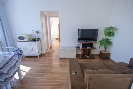 sala de apartamento para alugar com 2 quartos, 51m² em Jardim Guanabara, Belo Horizonte