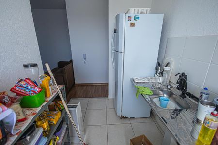 cozinha de apartamento para alugar com 2 quartos, 51m² em Jardim Guanabara, Belo Horizonte