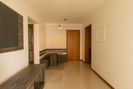 Sala de apartamento para alugar com 2 quartos, 61m² em Água Verde, Curitiba