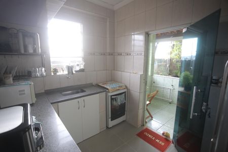 Casa à venda com 180m², 4 quartos e 1 vagaCozinha