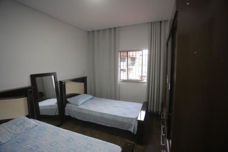 Casa à venda com 180m², 4 quartos e 1 vagaQuarto 2