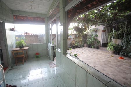 Casa à venda com 180m², 4 quartos e 1 vagaArea Comum