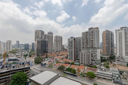 Apartamento para alugar com 27m², 1 quarto e 1 vaga Apartamento para alugar com 27m², 1 quarto e 1 vagaVaranda