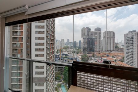 Apartamento para alugar com 27m², 1 quarto e 1 vaga Apartamento para alugar com 27m², 1 quarto e 1 vagaVaranda