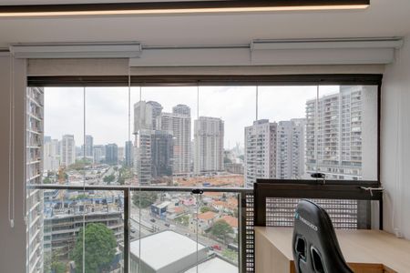 Apartamento para alugar com 27m², 1 quarto e 1 vaga Apartamento para alugar com 27m², 1 quarto e 1 vagaVaranda