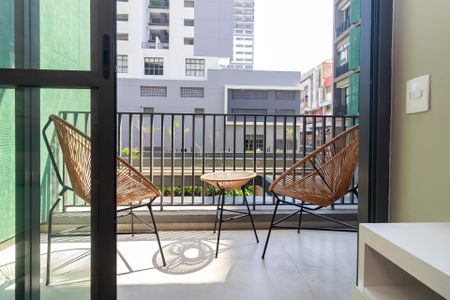 Sala - Varanda de apartamento para alugar com 1 quarto, 40m² em Santo Amaro, São Paulo