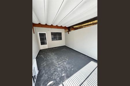 Casa à venda com 68m², 2 quartos e 1 vaga