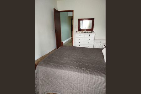 Casa à venda com 3 quartos, 191m² em Vila Pires, Santo André