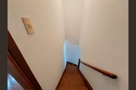 Casa à venda com 70m², 2 quartos e 1 vaga