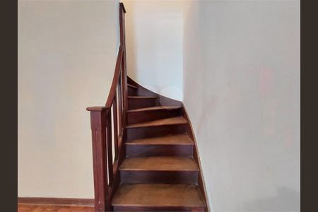 Casa à venda com 70m², 2 quartos e 1 vaga