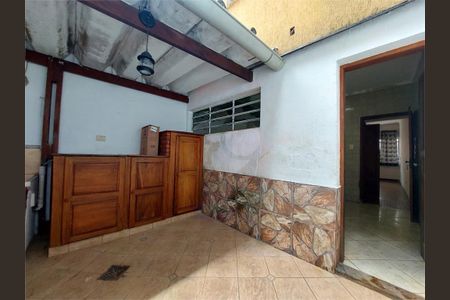 Casa à venda com 70m², 2 quartos e 1 vaga