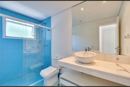 Casa à venda com 345m², 5 quartos e 6 vagas