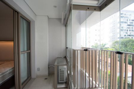 varanda Studio quarto de kitnet/studio para alugar com 1 quarto, 27m² em Sumarezinho, São Paulo