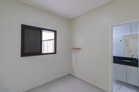 Suíte de apartamento para alugar com 2 quartos, 73m² em Vila Nova Savoia, São Paulo