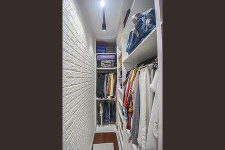 Apartamento à venda com 89m², 2 quartos e 2 vagasCloset da suíte
