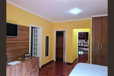 Casa à venda com 4 quartos, 247m² em Tremembé, São Paulo