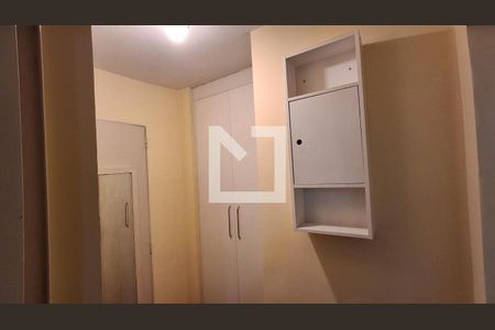 Corredor de apartamento para alugar com 2 quartos, 75m² em Santa Cecilia, São Paulo