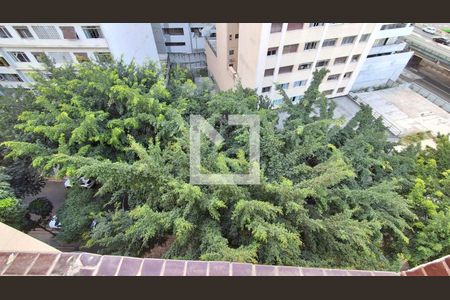 Apartamento para alugar com 75m², 2 quartos e 1 vaga Apartamento para alugar com 75m², 2 quartos e 1 vagaVista