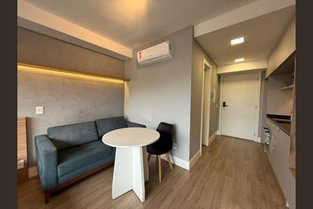 Sala/Quarto de kitnet/studio para alugar com 1 quarto, 30m² em Partenon, Porto Alegre