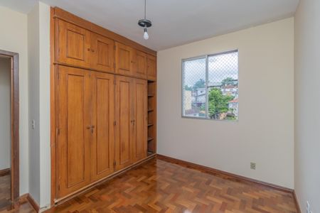 Apartamento à venda com 2 quartos, 73m² em Santa Tereza, Belo Horizonte