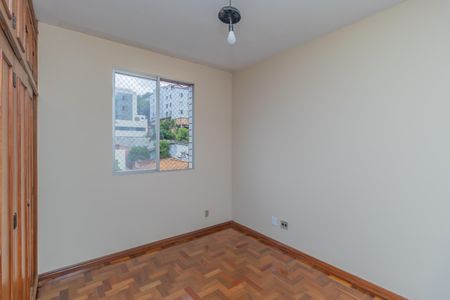 Apartamento à venda com 2 quartos, 73m² em Santa Tereza, Belo Horizonte