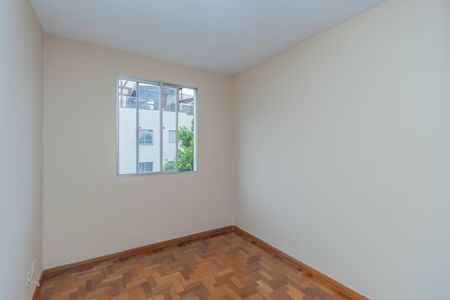 Apartamento à venda com 2 quartos, 73m² em Santa Tereza, Belo Horizonte