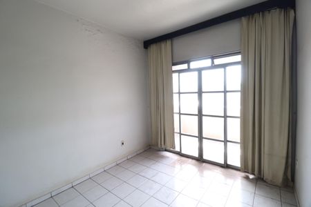 Quarto 1 - Suíte de casa para alugar com 4 quartos, 74m² em Tubalina, Uberlândia