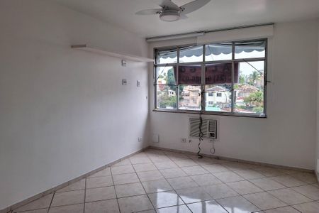 Apartamento para alugar com 90m², 2 quartos e 1 vaga Apartamento para alugar com 90m², 2 quartos e 1 vagaSala