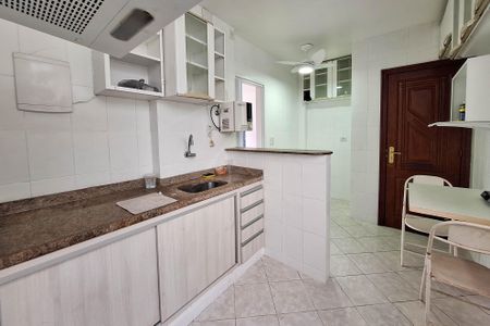 Apartamento para alugar com 90m², 2 quartos e 1 vaga Apartamento para alugar com 90m², 2 quartos e 1 vagaCozinha