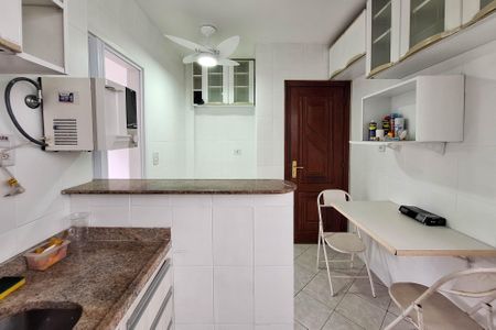 Apartamento para alugar com 90m², 2 quartos e 1 vaga Apartamento para alugar com 90m², 2 quartos e 1 vagaCozinha