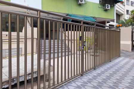 Apartamento para alugar com 90m², 2 quartos e 1 vaga Apartamento para alugar com 90m², 2 quartos e 1 vagaFachada