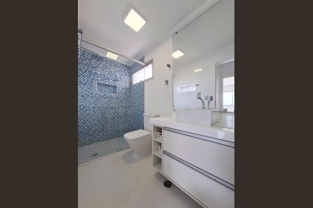 Apartamento à venda com 219m², 3 quartos e 3 vagas Apartamento à venda com 219m², 3 quartos e 3 vagasBanheiro