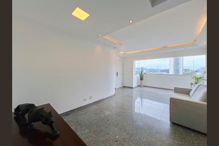 Apartamento à venda com 219m², 3 quartos e 3 vagas Apartamento à venda com 219m², 3 quartos e 3 vagasSala