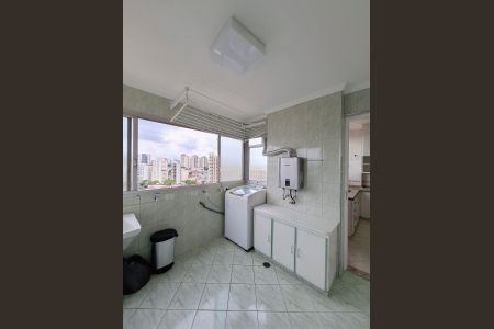 Apartamento à venda com 219m², 3 quartos e 3 vagas Apartamento à venda com 219m², 3 quartos e 3 vagasÁrea de Serviço