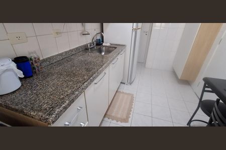 Apartamento à venda com 91m², 3 quartos e 2 vagasCozinha 