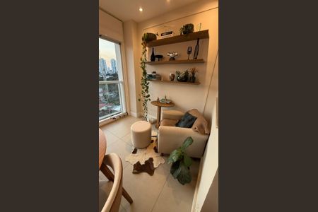 Apartamento à venda com 1 quarto, 57m² em Cambuí, Campinas