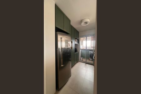 Apartamento à venda com 1 quarto, 57m² em Cambuí, Campinas