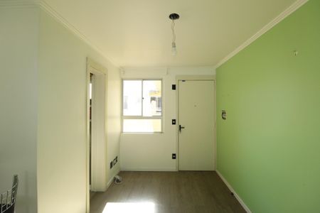 Sala de apartamento para alugar com 1 quarto, 48m² em Rubem Berta, Porto Alegre
