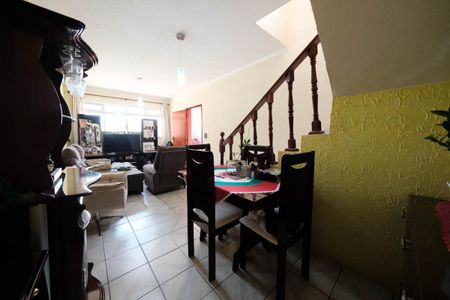 Sala de casa à venda com 3 quartos, 125m² em Jardim Piratininga, São Paulo