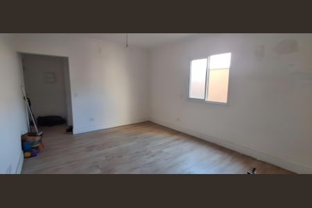 Sala de apartamento para alugar com 2 quartos, 59m² em Parque Industriario, Santo André